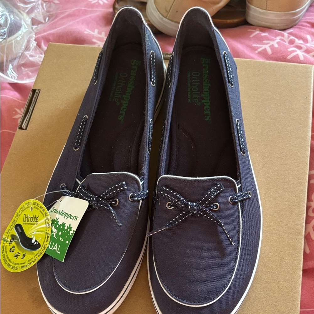 Grasshoppers Women's Dark Blue Loafers